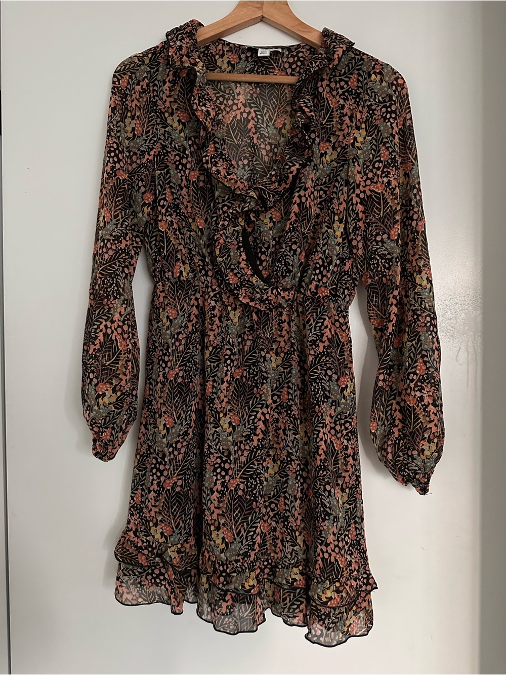 TOPSHOP Floral Ruffle-Trim Long Sleeve Dress